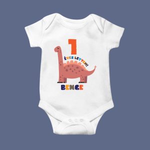 1 Eves Lettem Szines Dinos Body Teezer Nevvel